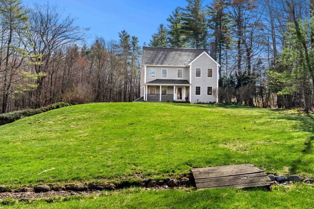 7 Lindon Drive, Brentwood, NH 03833