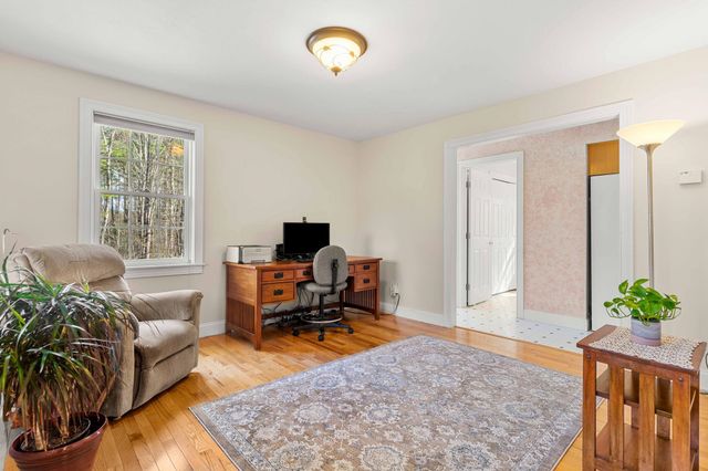 7 Lindon Drive, Brentwood, NH 03833