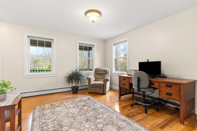 7 Lindon Drive, Brentwood, NH 03833