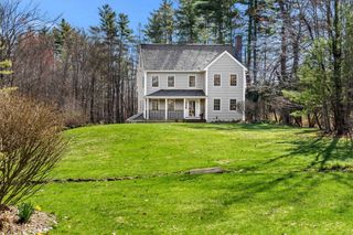 7 Lindon Drive, Brentwood, NH 03833