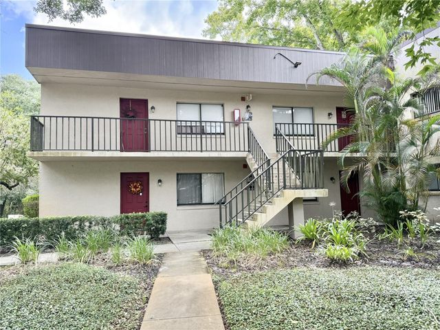 11723 RAINTREE VILLAGE BOULEVARD D, Temple Terrace, FL 33617