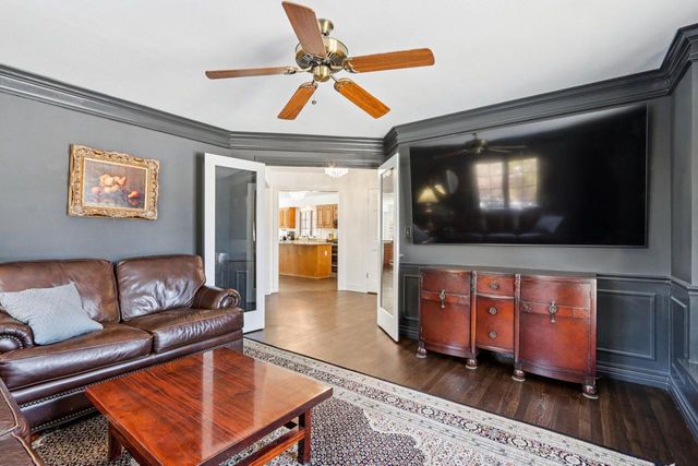 14820 Clare-Bridge LANE, Brookfield, WI 53005