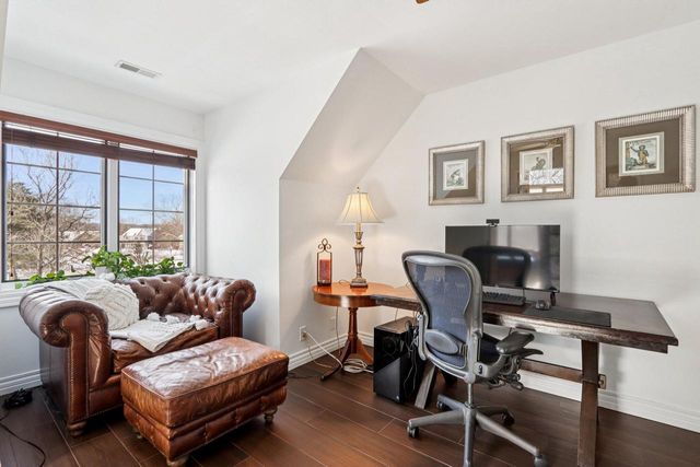 14820 Clare-Bridge LANE, Brookfield, WI 53005