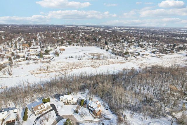 14820 Clare-Bridge LANE, Brookfield, WI 53005