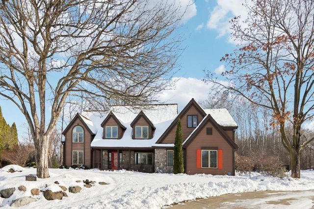 14820 Clare-Bridge LANE, Brookfield, WI 53005