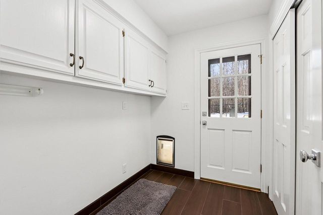 14820 Clare-Bridge LANE, Brookfield, WI 53005