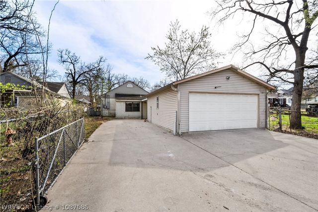 2009 V Street, Fort Smith, AR 72901