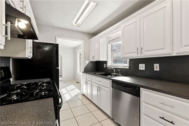 2009 V Street, Fort Smith, AR 72901