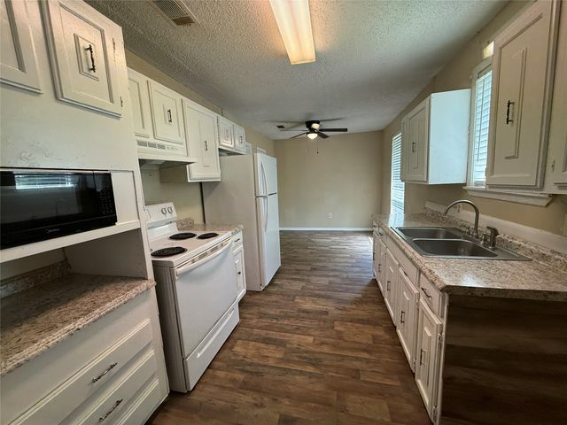 2536 Northside Drive, Bossier City, LA 71111