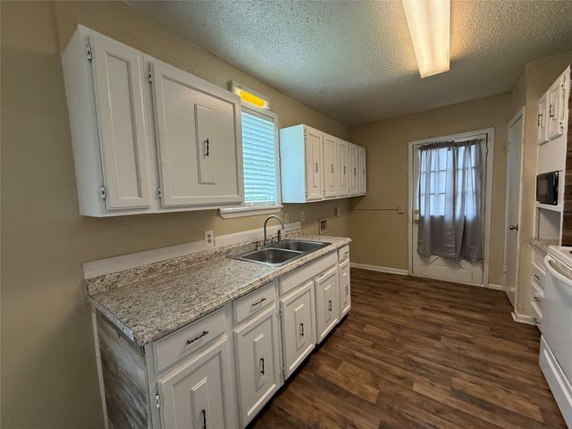 2536 Northside Drive, Bossier City, LA 71111