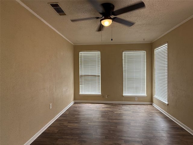 2536 Northside Drive, Bossier City, LA 71111