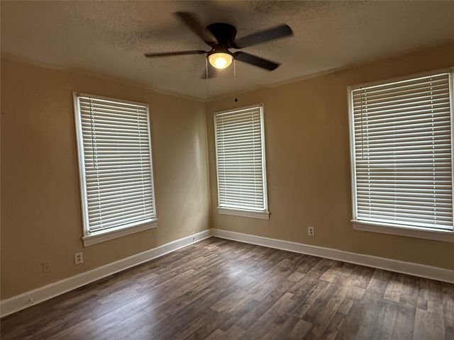 2536 Northside Drive, Bossier City, LA 71111