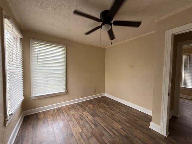 2536 Northside Drive, Bossier City, LA 71111