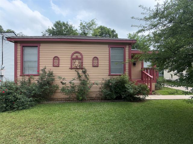 2536 Northside Drive, Bossier City, LA 71111