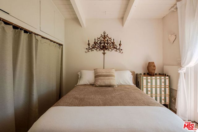 21316 Encina Road, Topanga, CA 90290