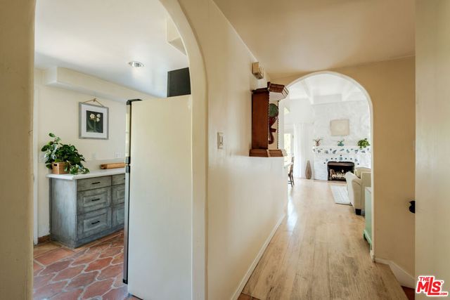 21316 Encina Road, Topanga, CA 90290