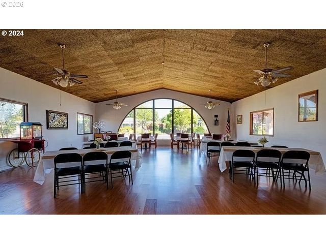 17144 Sw ELDORADO Dr, Tigard, OR 97224