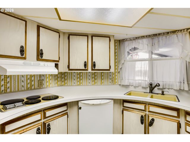17144 Sw ELDORADO Dr, Tigard, OR 97224