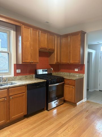 6834 S Dorchester Avenue 2, Chicago, IL 60637