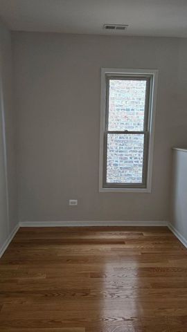 6834 S Dorchester Avenue 2, Chicago, IL 60637