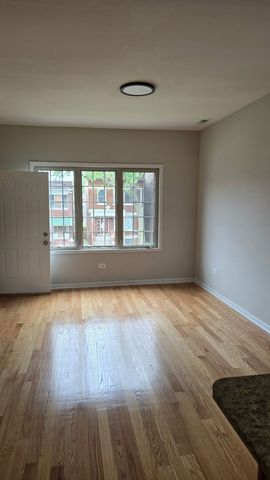 6834 S Dorchester Avenue 2, Chicago, IL 60637