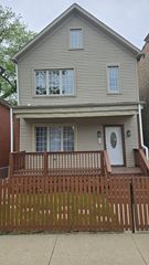 6834 S Dorchester Avenue 2, Chicago, IL 60637