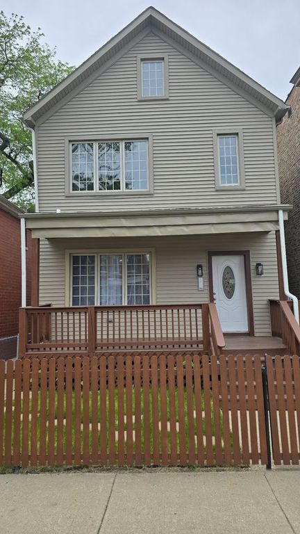 6834 S Dorchester Avenue 2, Chicago, IL 60637