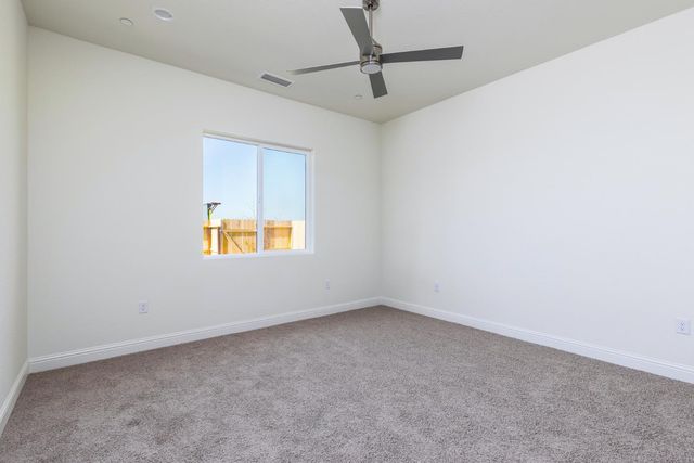 3091 19th Avenue, Kingsburg, CA 93631