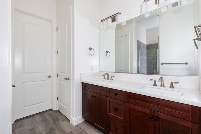 3091 19th Avenue, Kingsburg, CA 93631