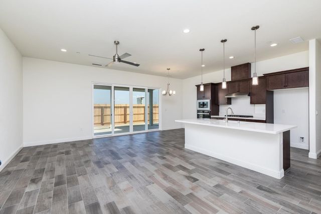 3091 19th Avenue, Kingsburg, CA 93631