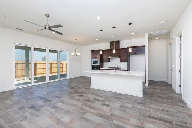 3091 19th Avenue, Kingsburg, CA 93631