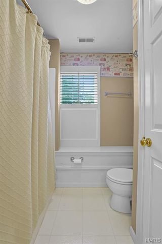 4305 Green Briar Court, Washington, MO 63090