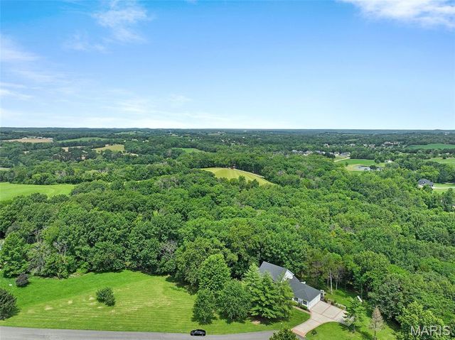 4305 Green Briar Court, Washington, MO 63090