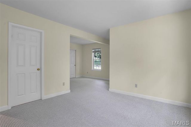 4305 Green Briar Court, Washington, MO 63090