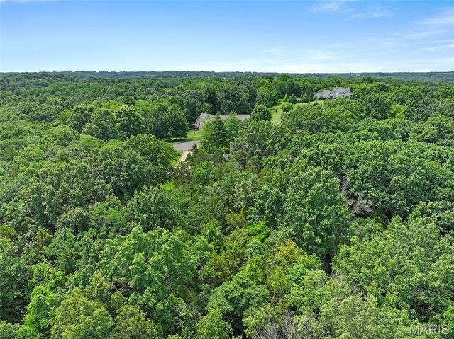 4305 Green Briar Court, Washington, MO 63090