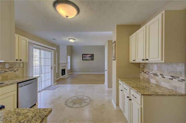 2820 Northcliff Drive, Suwanee, GA 30024