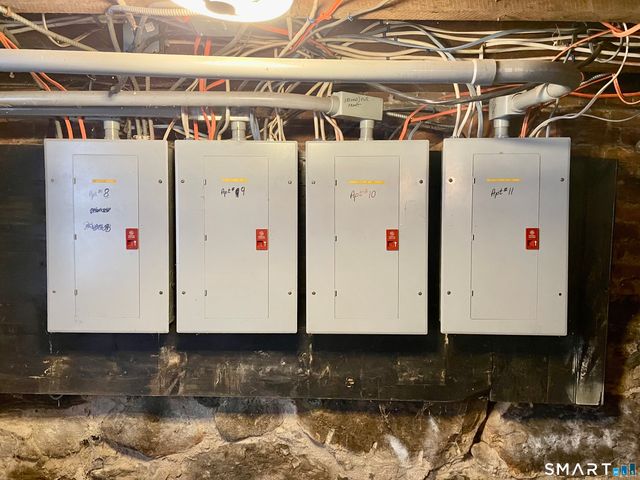 218 Main Street, Plymouth, CT 06786