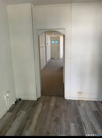 218 Main Street, Plymouth, CT 06786