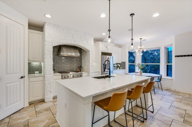 7609 Lazy River CV, Austin, TX 78730