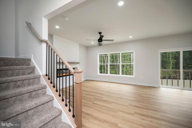 9375 HOMESTEAD PL, King George, VA 22485