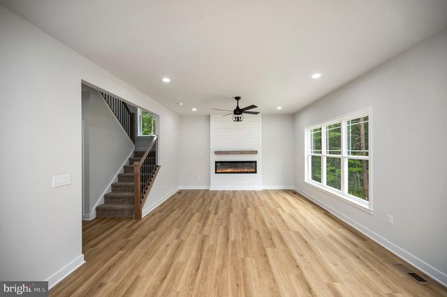 9375 HOMESTEAD PL, King George, VA 22485