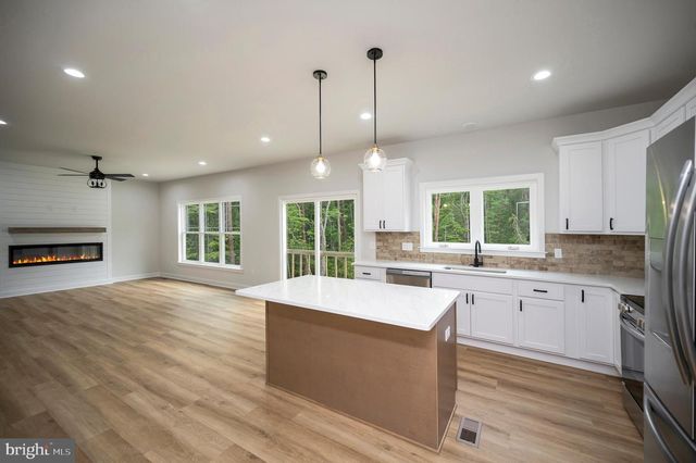 9375 HOMESTEAD PL, King George, VA 22485