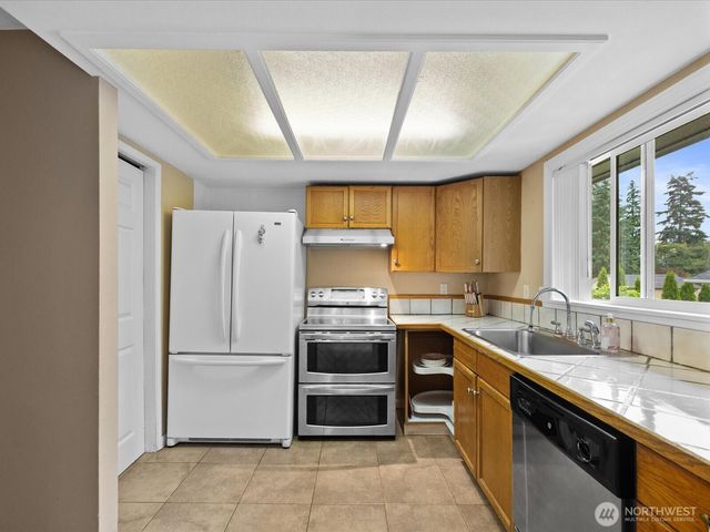 11905 2nd Drive SE, Everett, WA 98208