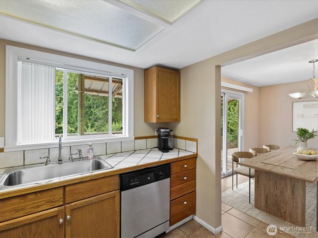 11905 2nd Drive SE, Everett, WA 98208