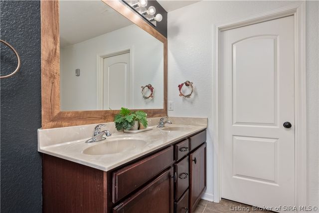 5409 Mansfield Way, Charlestown, IN 47111