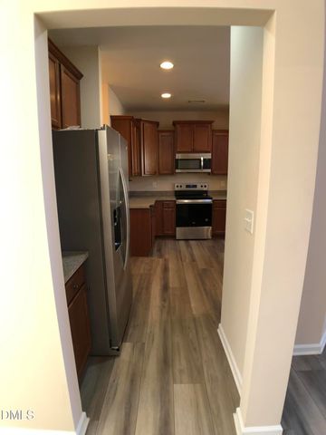 210 Windy Peak Loop, Cary, NC 27519