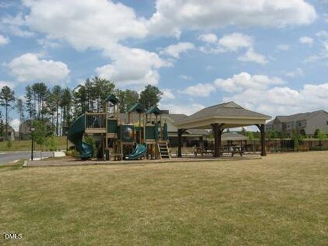 210 Windy Peak Loop, Cary, NC 27519