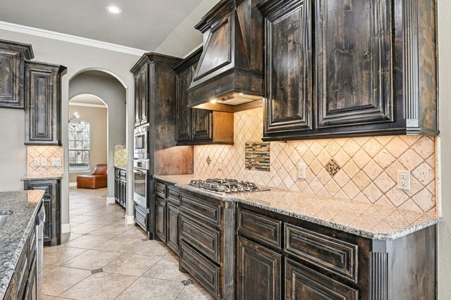 102 Citation Lane, Waxahachie, TX 75165