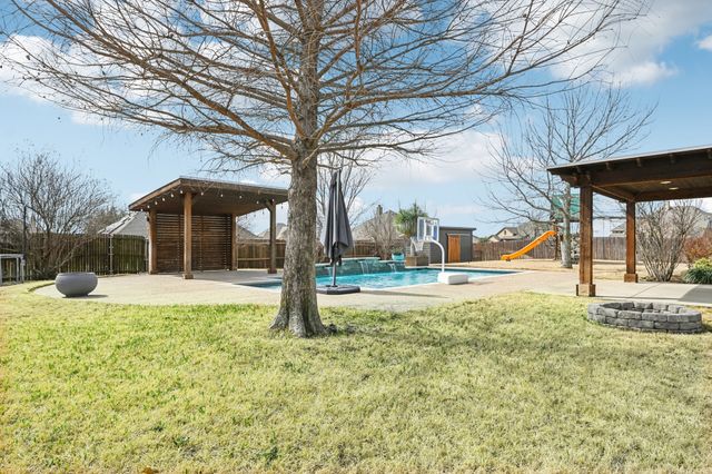 102 Citation Lane, Waxahachie, TX 75165