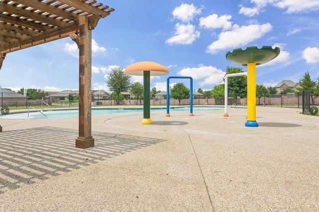 102 Citation Lane, Waxahachie, TX 75165